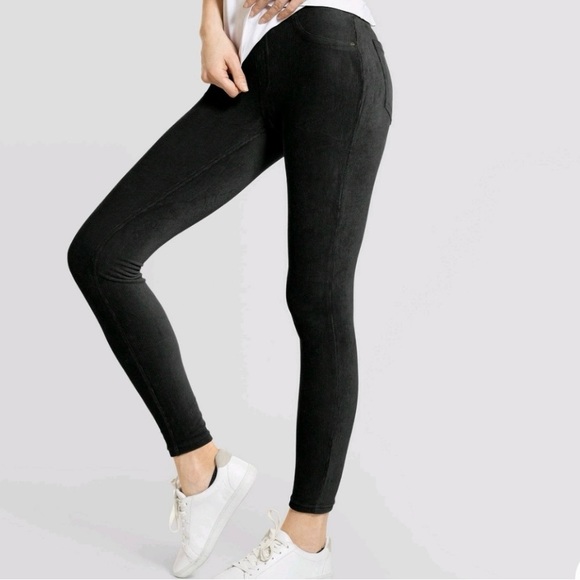 HUE Corduroy Jeans Leggings | Size Medium - Picture 8 of 9